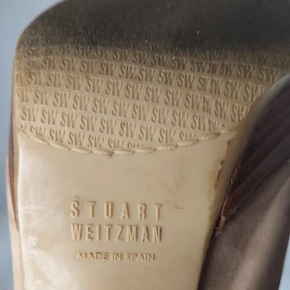 Stuart Weitzman For Russell‎ & Bromley Taupe Suede Lace Front Ankle Booties